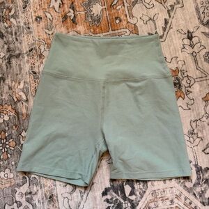 Beyond Yoga Space Dye Bike Shorts